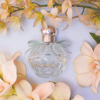 Scent Stacking: Cum să oferi un cadou de parfum personalizat în 2026