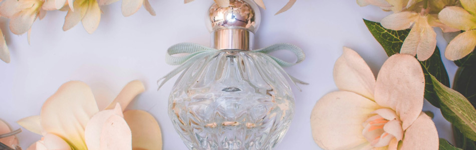 Scent Stacking: Cum să oferi un cadou de parfum personalizat în 2026