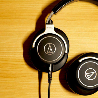 Cele mai bune căști pentru audiofili sub 2500 lei